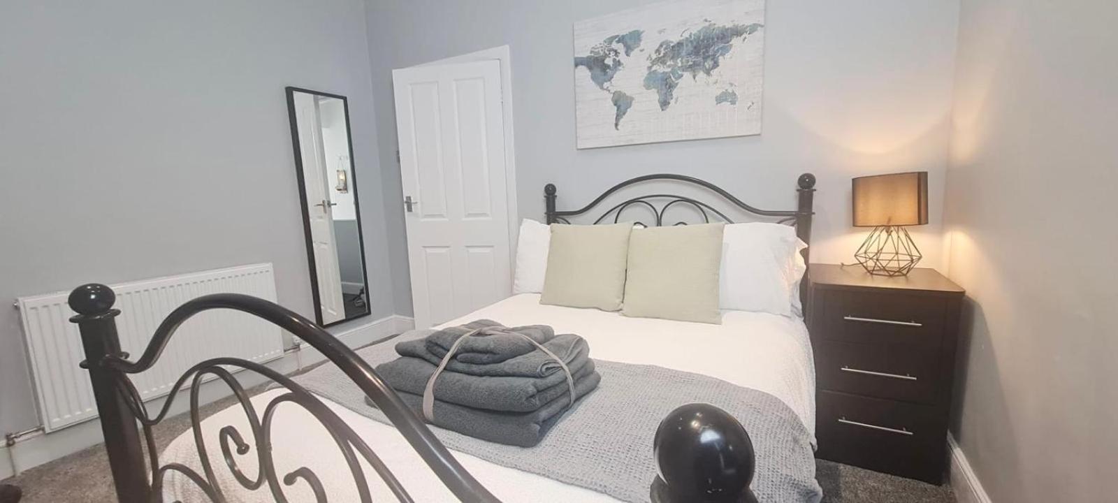 Westcliff-On-Sea Modern 2 Bedroom Apartment - Free Parking Southend-on-Sea Exterior foto